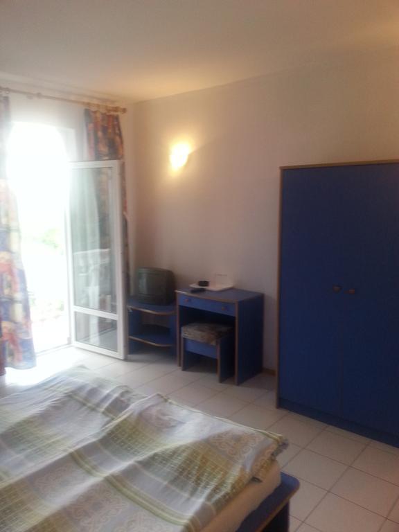 Family Hotel Casablanca Green 바르나 객실 사진