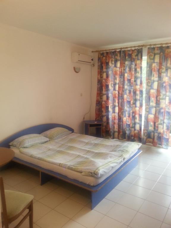 Family Hotel Casablanca Green 바르나 객실 사진